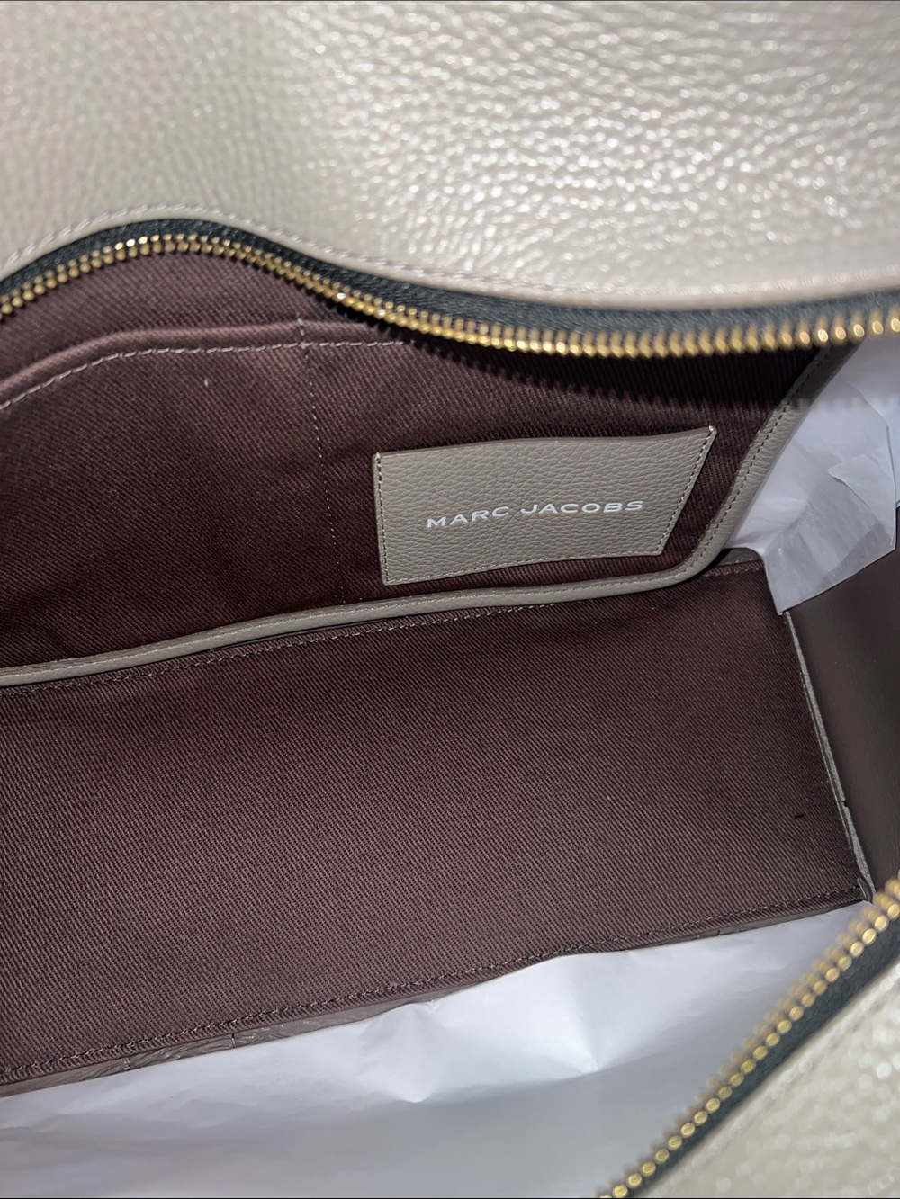 Marc Jacobs Gray Pebbled All Grain Leather Tote Bag New Never used. M size - Picture 8 of 10